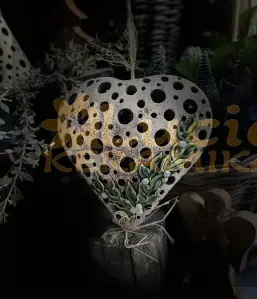 Srdce 3D se jmelím menší