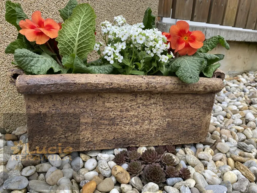 Truhlík 35 cm z hrubého šamotu