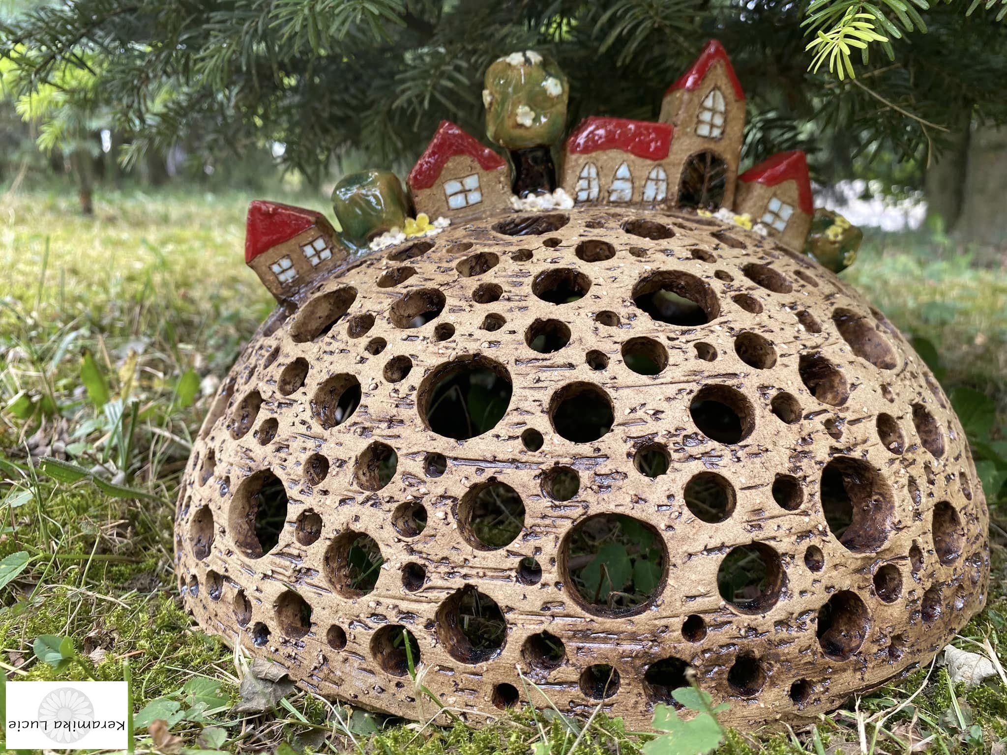 Kopeček s vesničkou 20 cm